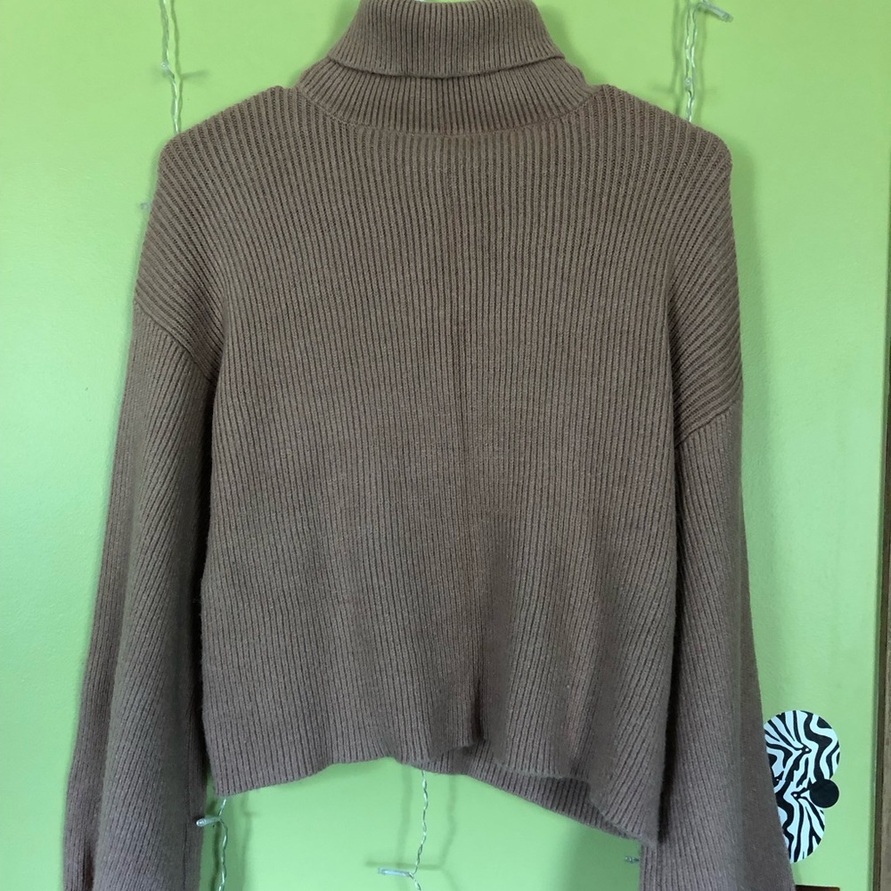 Forever21 Cropped Sweater